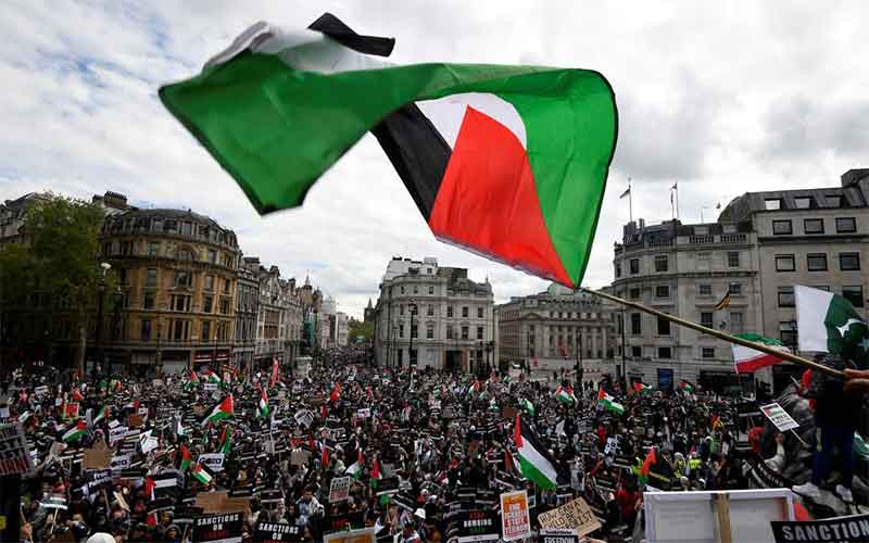 В Великобритании прошли многотысячные марши в поддержку Палестины