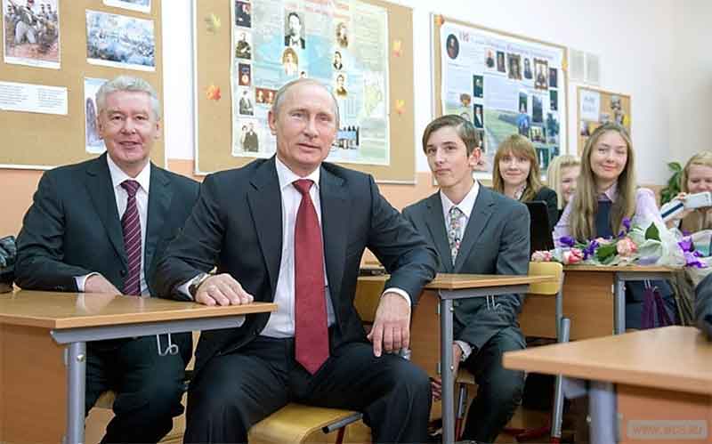 Завтра стартуют президентские выплаты на школьников