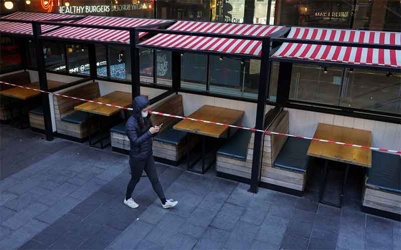 В Сиднее кафе, рестораны и пабы откроются во второй половине октября