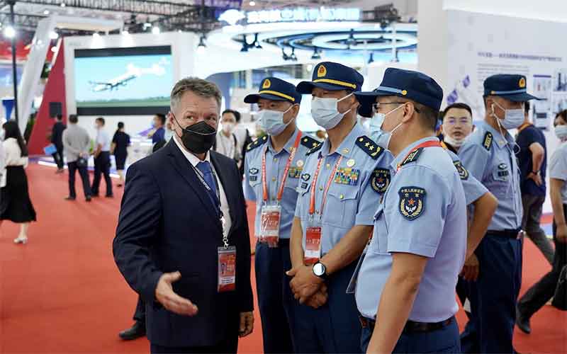 «Рособоронэкспорт» представил образцы российской авиатехники на Airshow China 2021