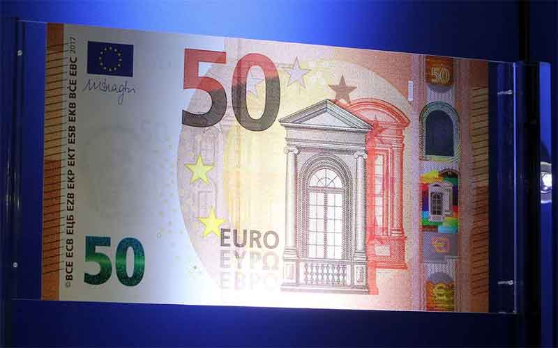 Евро Следующее правительство Чехии не планирует переходить на евро