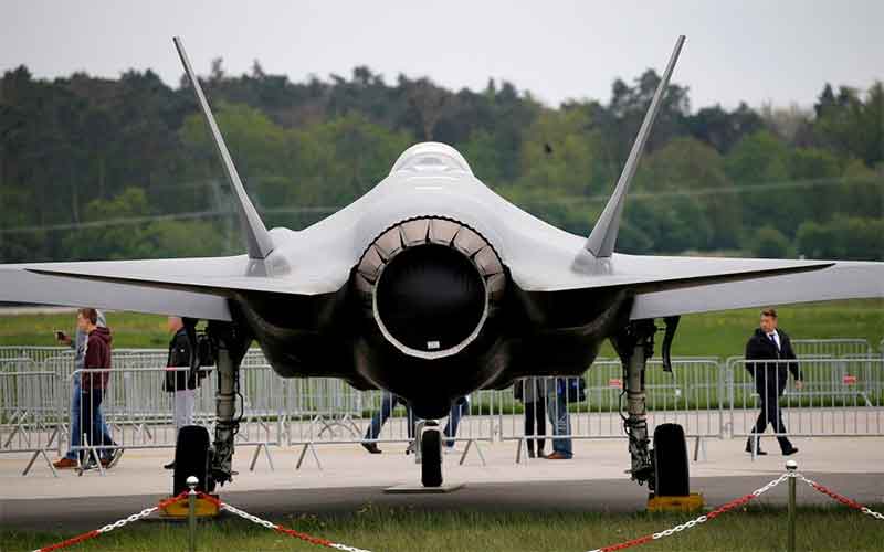 истребитель F-35 компании Lockheed Martin Финляндия купит у США 64 истребителя F-35