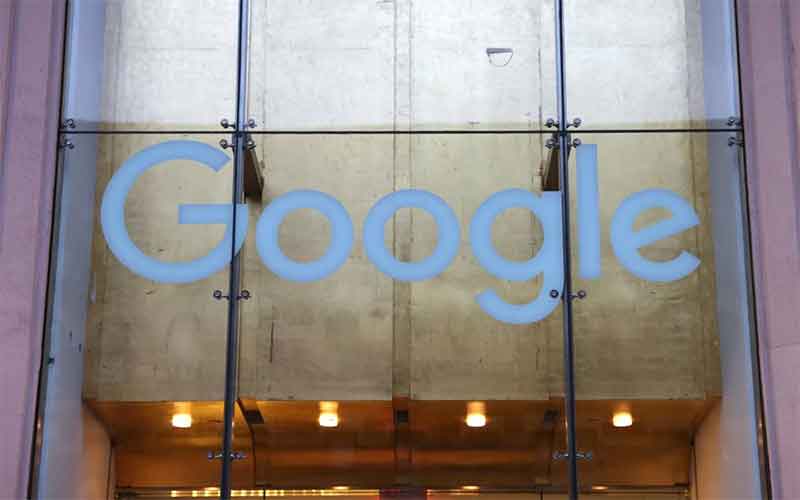 Google прекратил продажу всей рекламы в России