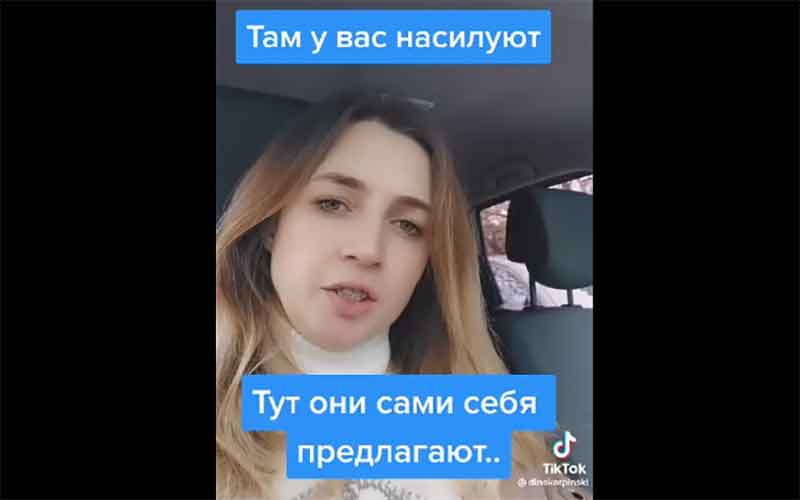 Украинские девки с «сиськами напоказ» уже достали жителей Молдавии
