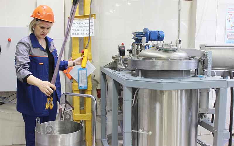 Завод «Электромашина» модернизирует процесс электроизоляции изделий