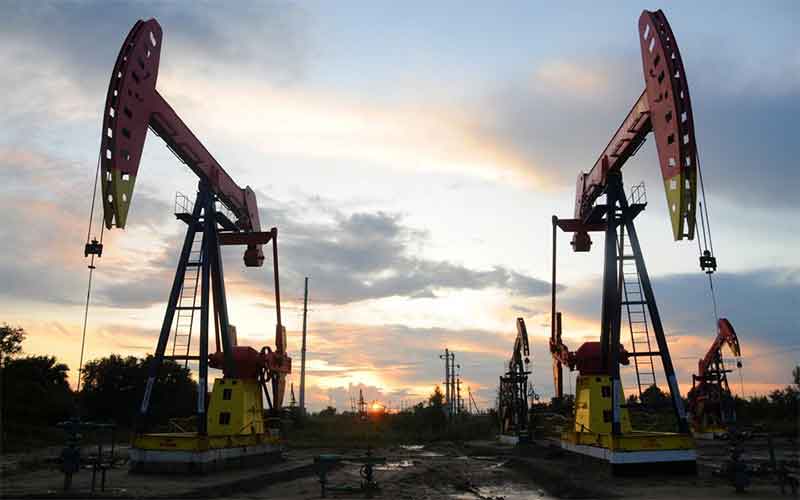Нефть дешевеет более чем на 2 доллара за баррель из-за протестов в Китае