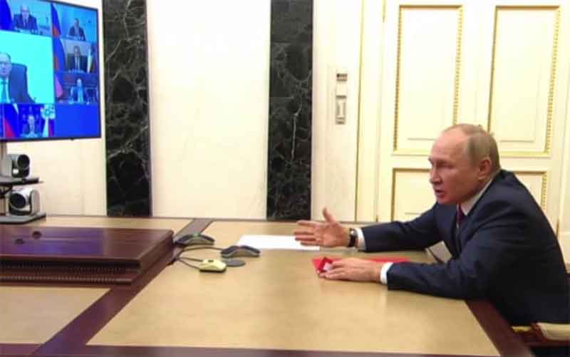 Путин поручил включить в призывные комиссии прокуроров