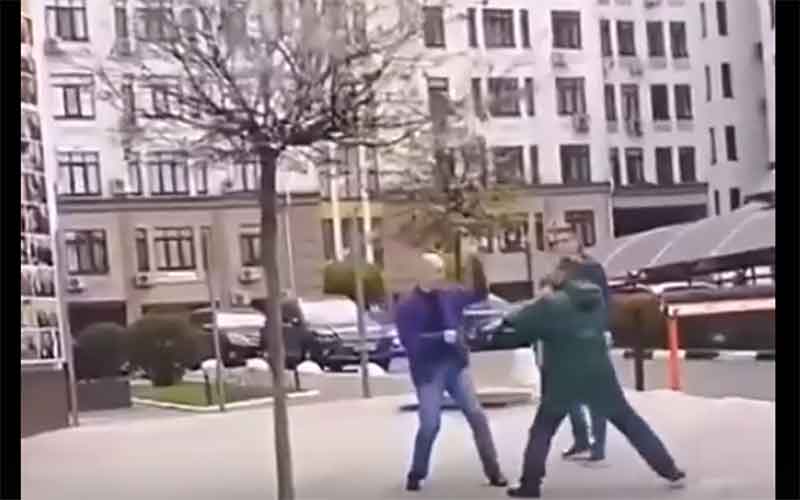 Уличный «кулачный поединок» Дмитрия Гордона сняли на видео в Киеве
