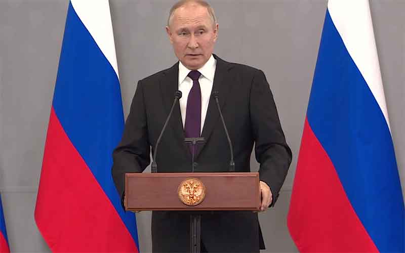 Владимир Путин Путин: изначально Минобороны РФ предполагало меньшую цифру, не 300 тысяч человек