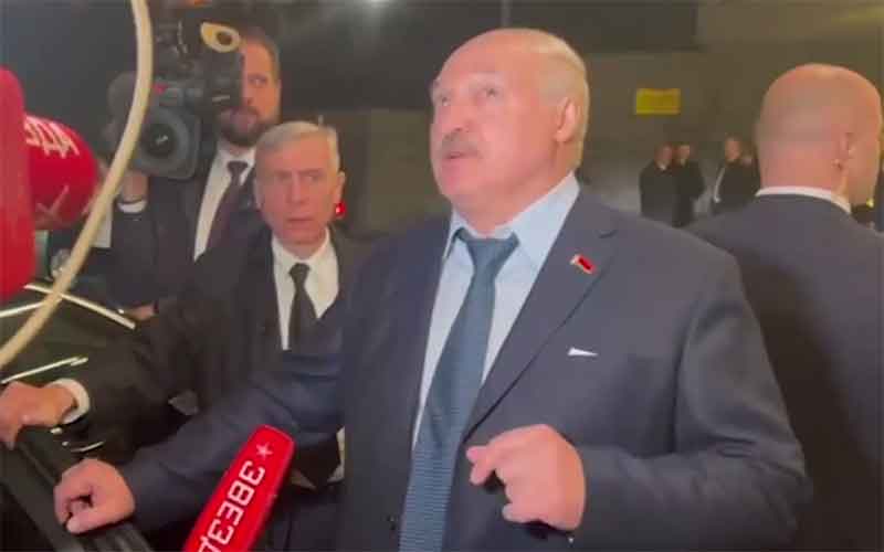 Лукашенко предупредил, что Украине грозит полное уничтожение