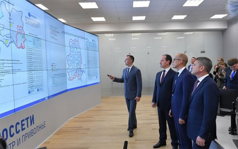 Глава группы компаний «Россети» Павел Ливинский Компания «Россети» реализует концепцию «Цифровая трансформация 2030»
