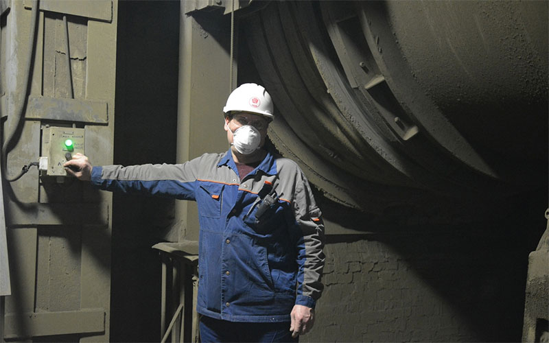 На ЧЦЗ придумали способ очистки газоходов вельц-печей На ЧЦЗ придумали способ очистки газоходов вельц-печей