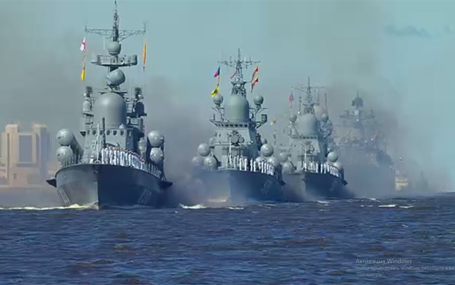 В главном параде ВМФ России приняли участие 46 кораблей