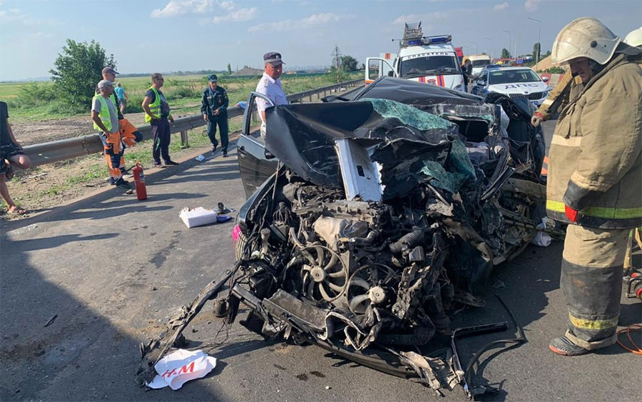 ДТП на М4 Дон В ДТП на трассе М4 «Дон» погибла вся семья