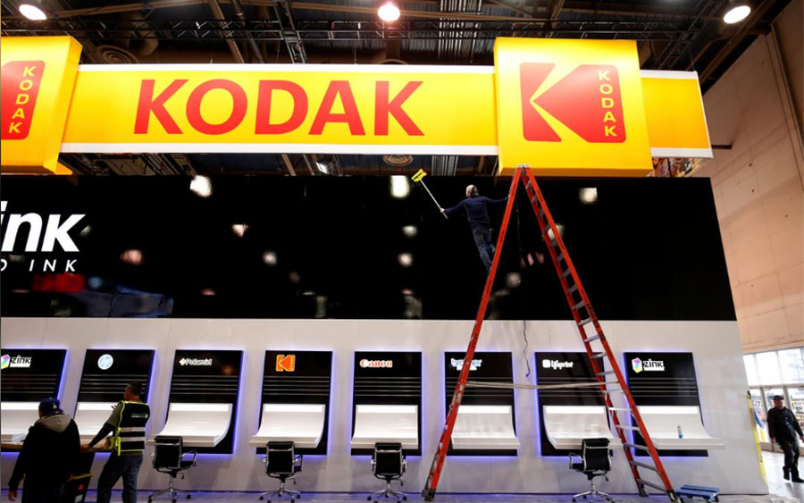 Компания Кодак Акции Kodak упали на 40% после срыва сделки по кредиту