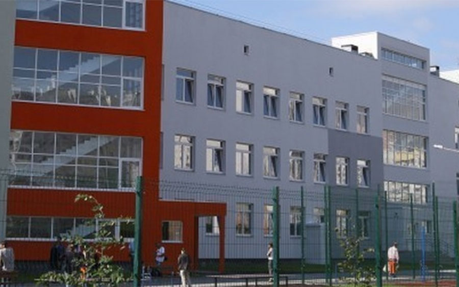 Самую большую школу Урала поставили на кадастровый учёт