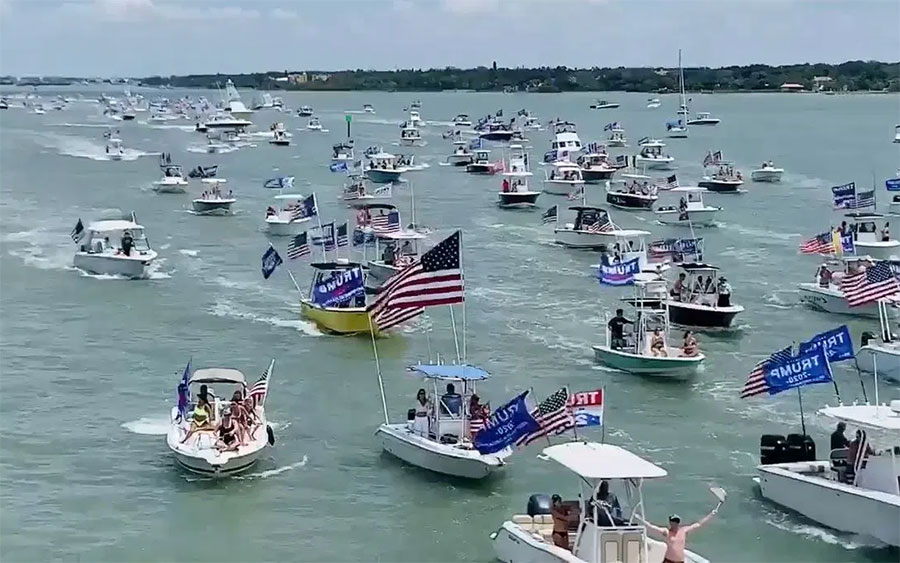 Lake Travis Trump Boat Parade Несколько лодок затонули на параде сторонников Трампа в Техасе