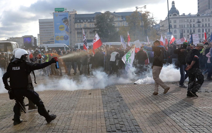 Протесты в Польше В Варшаве задержаны 278 протестующих