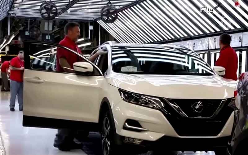 Автомобилестроение в Великобритании Продажи новых автомобилей в Великобритании упали почти на 30%
