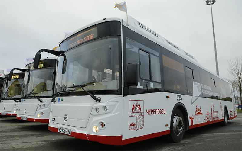В 2021 году 13 городов России получат 400 новых автобусов и троллейбусов