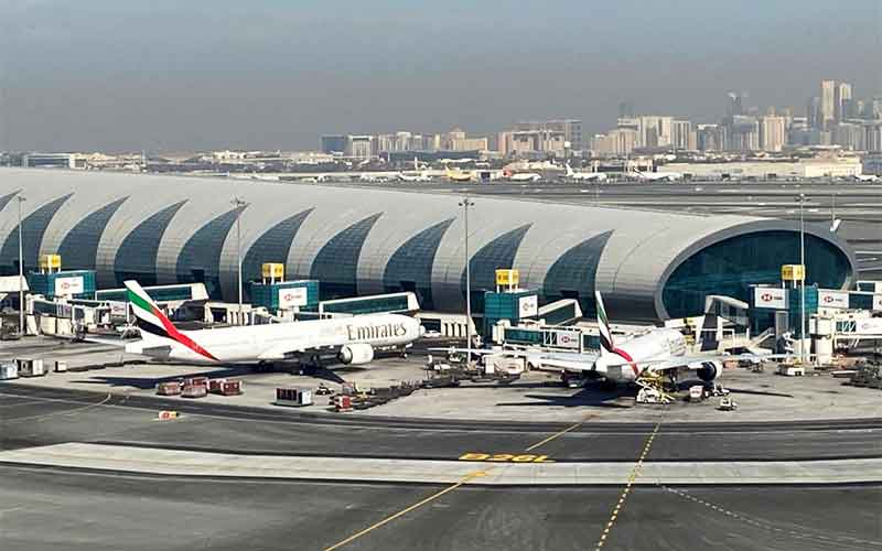 Великобритания отменила авиасообщение с ОАЭ