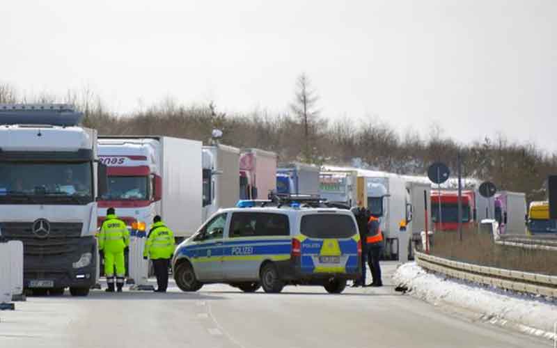 на чешско-германской границе Чехия просит ЕС повлиять на Германию