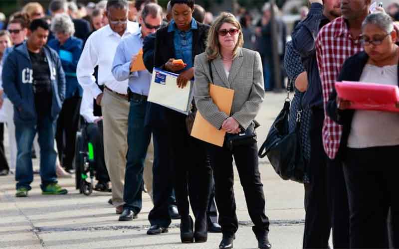 В США выросли заявки на пособие по безработице