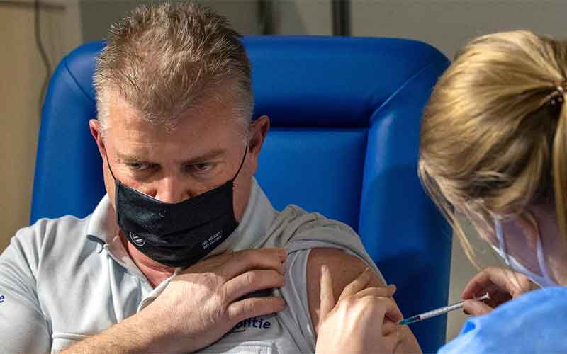 Германия запретила использование вакцины AstraZeneca 