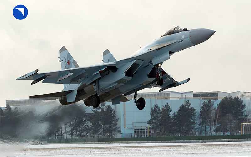 ВКС России получили партию истребителей Су-35С