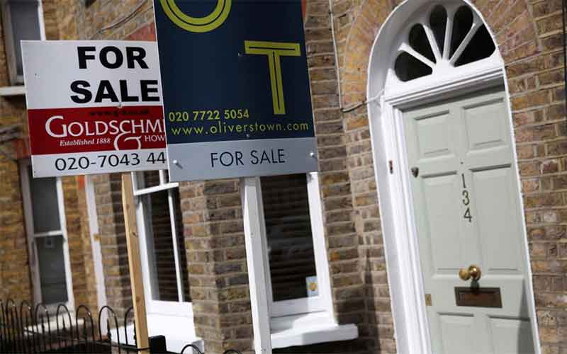 Великобритания пытается поддержать рынок недвижимости через ипотеку